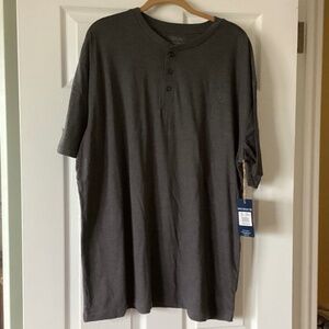 $12 Cherokee Men's Short Sleeve Henley T-Shirt. Size 2XL Color: Charcoal- New